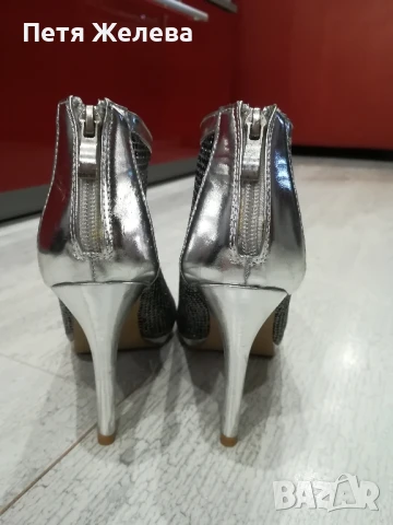 Дамски боти на ток  N:37, снимка 4 - Дамски боти - 50726925