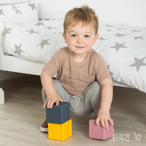 Bigjigs Toys Силиконови сензорни кубчета - 3 бр меки играчки за бебета и малки деца 3+ месеца, снимка 2 - Образователни игри - 44530906