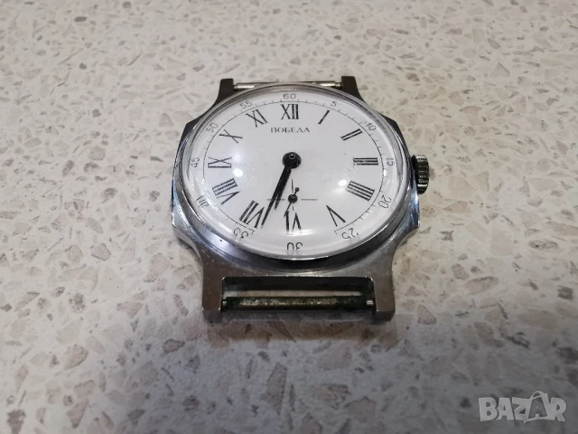 часовник победа, снимка 2 - Антикварни и старинни предмети - 51176015