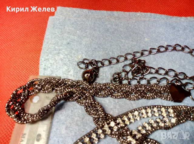 ШАРМАНТНО СРЕБРИСТО ФЕШЪН АРТ ДАМСКО КОЛАНЧЕ с ИСКРЯЩИ КРИСТАЛИ 47369, снимка 8 - Колани - 47336262