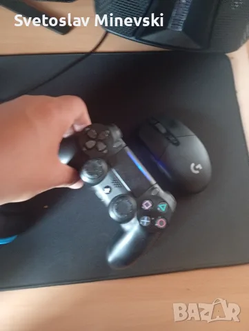 продавам PlayStation 4 pro с два джойстика захранващ кабел и няколко игри продажбата е поради ъпдейт, снимка 3 - PlayStation конзоли - 55949600
