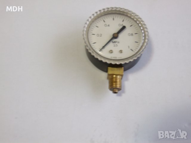 манометър 10 бара Ф60 ,пневматика 