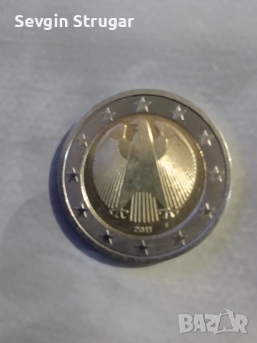 две евро монета 2011г с изображение на буква F
