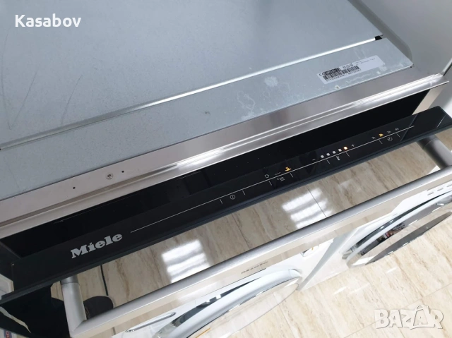 Miele Подгряващо Чекмедже с Дръжка за Вграждане в Кухня 29cm, снимка 2 - Печки, фурни - 53628744