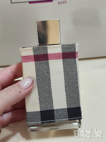 Дамски парфюми Burberry, Tommy Hilfiger, Avon, снимка 2 - Дамски парфюми - 50673780