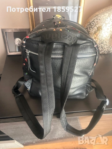 Дамска раница Desigual., снимка 5 - Раници - 53769476