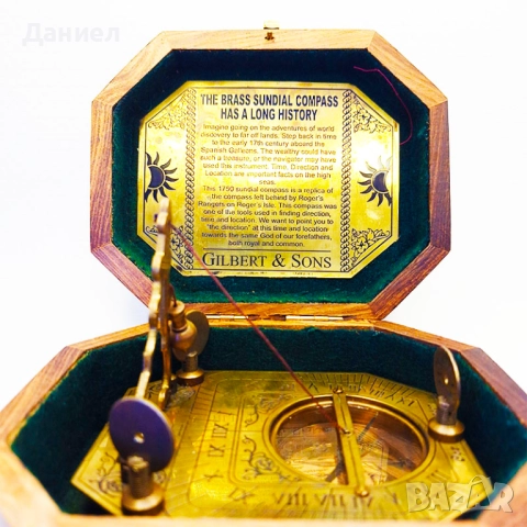 Компас със слънчев часовник от масивен бронз в дървена кутия, снимка 2 - Подаръци за мъже - 45080461