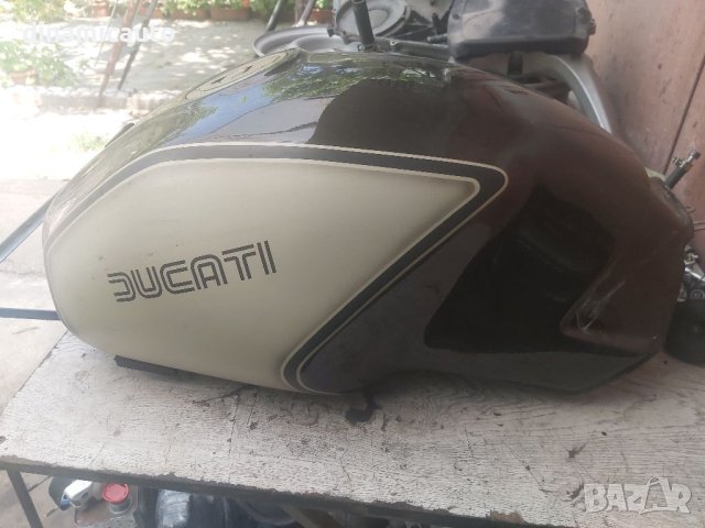 Резервоар за  Ducati Monster 600, снимка 4 - Части - 41339993