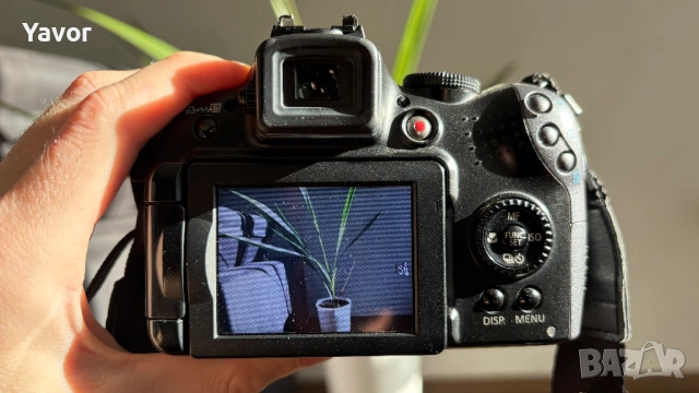 Canon PowerShot SX10 IS, снимка 4 - Фотоапарати - 53168090
