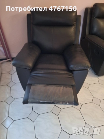 Продавам холна гарнитура с маса, снимка 7 - Дивани и мека мебел - 53853699