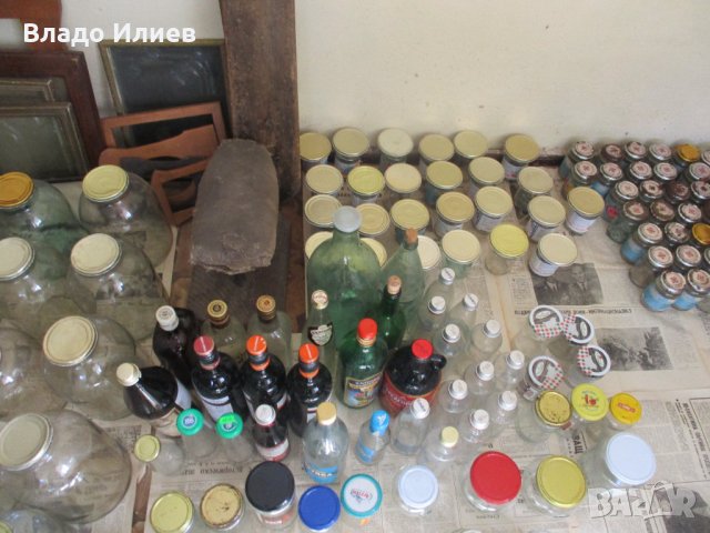 Бутилки с винтови и пластмасови капачки и с тапи разнообразни в отлично състояние, снимка 10 - Буркани, бутилки и капачки - 34413748
