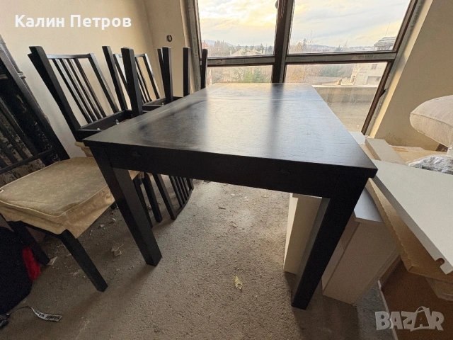 Разтегателна трапезна дървена маса