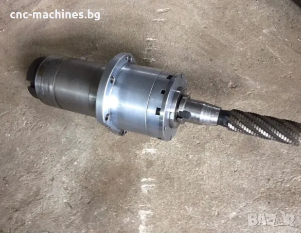 Шпиндел от МС 32 обработващ център fanuc цпу, снимка 2 - Други машини и части - 48848974