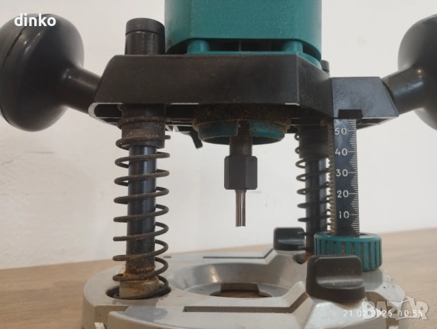 Оберфреза Black& Decker , снимка 2 - Други инструменти - 53570549