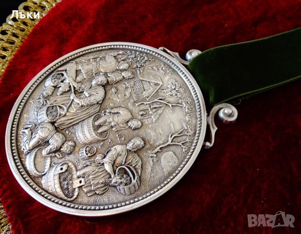 Плакет,пано от калай Гроздобер на SkS. , снимка 3 - Антикварни и старинни предмети - 39051103