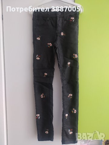 Еластичен панталон за момиче, снимка 2 - Детски панталони и дънки - 44490563