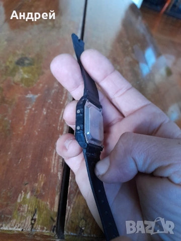 Електронен часовник Data bank Telememo 100, снимка 4 - Антикварни и старинни предмети - 53268579