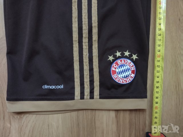 Bayern Munchen / ADIDAS / детски футболни шорти на Байерн Мюнхен за ръст 152см., снимка 9 - Детски къси панталони - 41925014