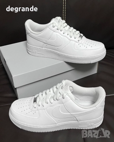 Маратонки Nike Air Force 1 бяло