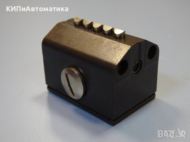 краен изключвател EUCHNER SN5D 08552 multiple position limit switch 250VAC 4A, снимка 2 - Резервни части за машини - 42539318