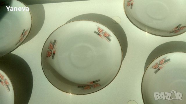 Порцеланови чинийка с позлата, снимка 10 - Чинии - 35908541