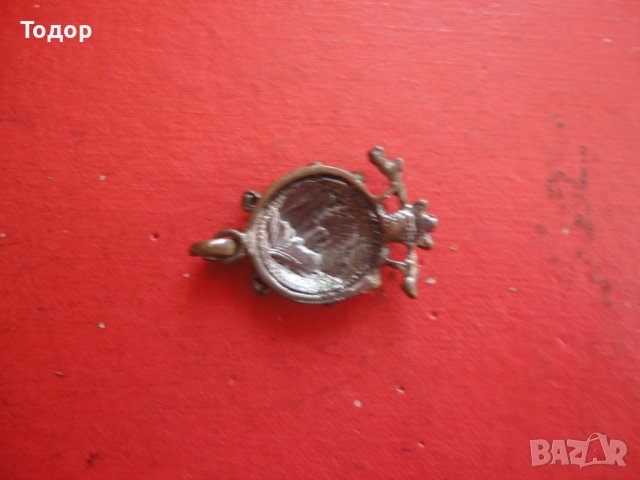 Невероятен медальон висулка бухал с камъни , снимка 3 - Колиета, медальони, синджири - 41633838