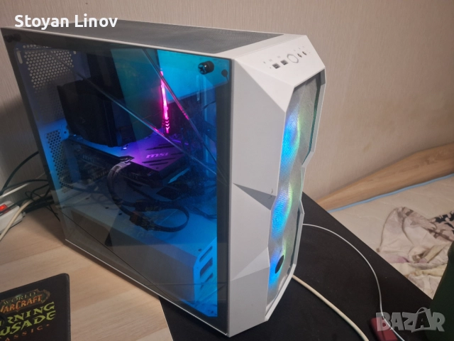 Геймърски компютър RTX 4070 Super + 2 монитора 240Hz + Razer + HyperX, снимка 1