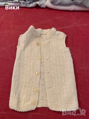 Бебешки елек, снимка 2 - Жилетки и елечета за бебе - 39342366