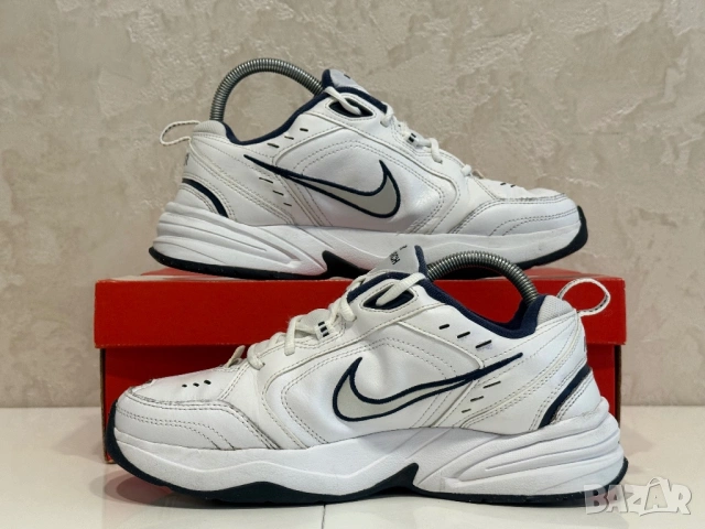 Мъжки маратонки Nike Air Monarch | 42,5, снимка 2 - Маратонки - 53510243