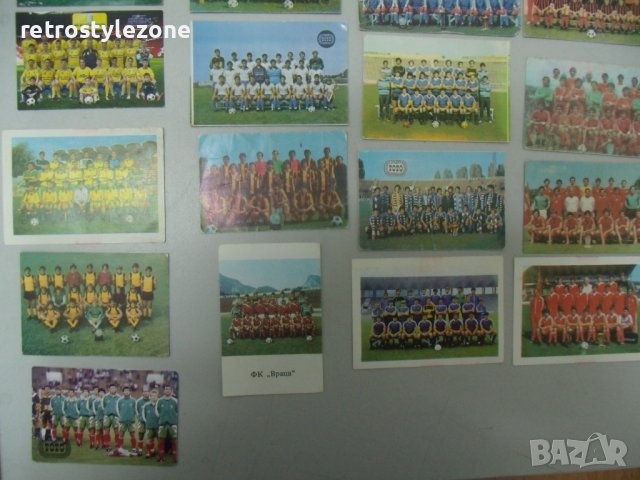 № 7068 лот 21 броя стари календарчета - футболни отбори, снимка 8 - Други ценни предмети - 41499975