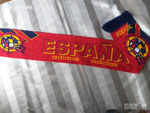 espana adidas - колекционерски футболен шал, снимка 3 - Шалове - 40270239