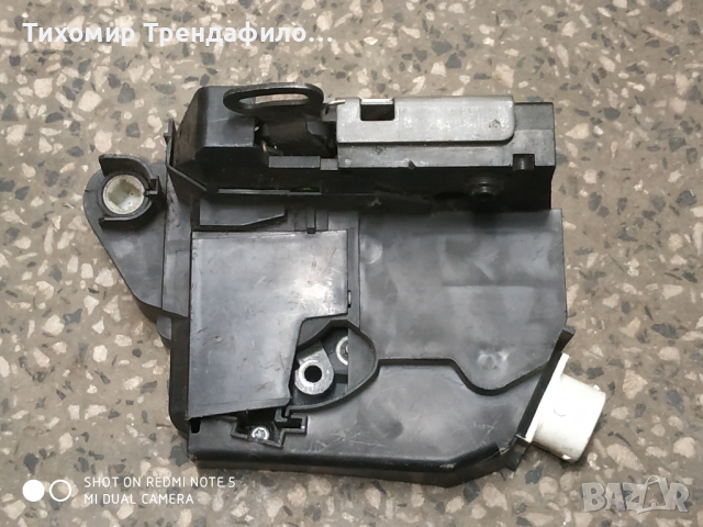 Front left lock MINI (R56) One 723916101  7 пина, 7239161-01, 1960738-2k1982-111 брава шофьорска мин, снимка 2 - Части - 44740443