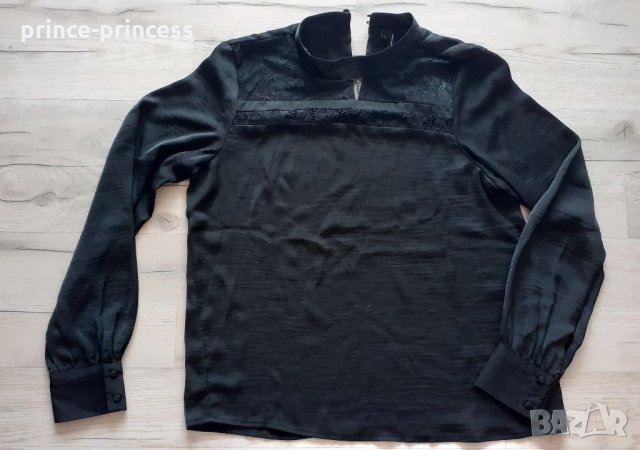 Дамска Блуза с Черна дантела 