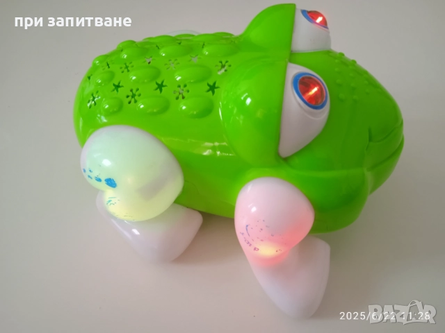 Детски играчки :пистолети, кобур с колан и палка ; Детска играчка Жабок, интерактивна, свети, движи , снимка 2 - Други - 48638653