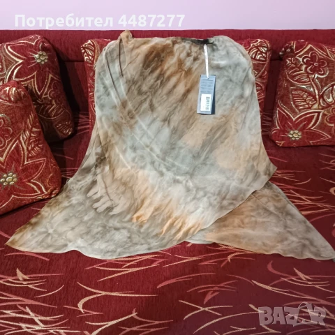 Дамска пола, снимка 1