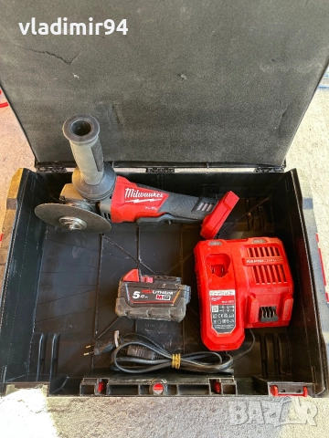 Milwaukee безчетков ъглошлайф