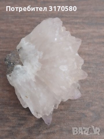 кристали, минерали, камъни