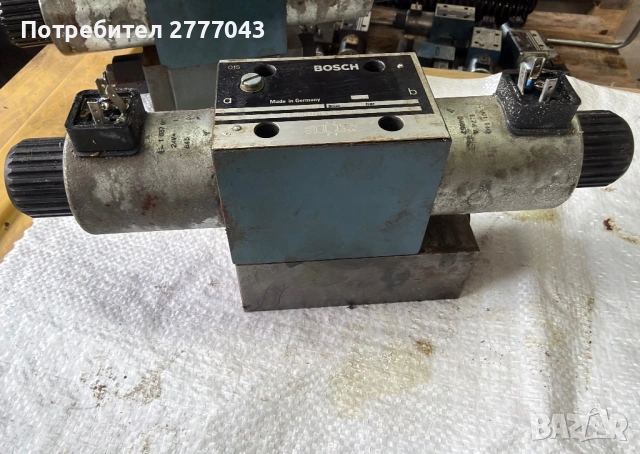 Хидравличен разпределителен вентил BOSCH Rexroth 0810001400 – 315 bar