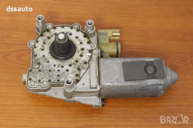 Електромотор ел стъкло Mercedes W140 BOSCH 0130821501 BROSE S350 S420 S500, снимка 4 - Части - 42610370