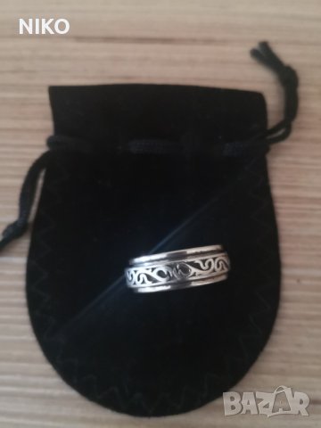 Продавам, Автентични, Сребърни накити, снимка 12 - Колиета, медальони, синджири - 41514477