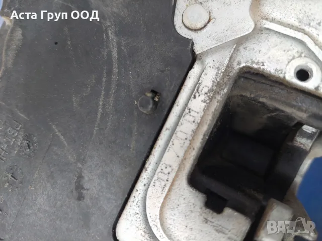 Брави за врати за  Mercedes-Benz C-Class - W203 , снимка 6 - Части - 56231275