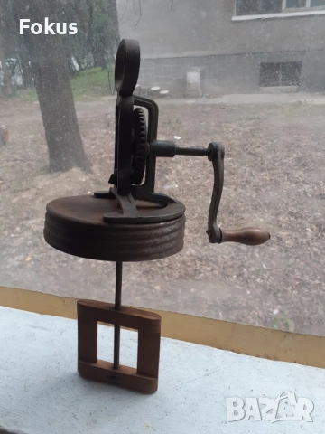 Стар възрожденски уред бъркалка за масло сметана, снимка 5 - Антикварни и старинни предмети - 53430726