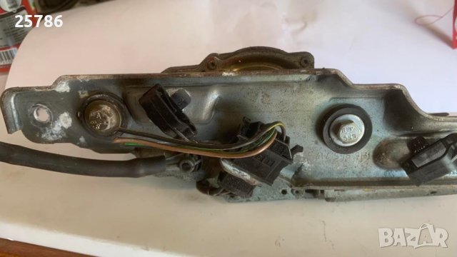 мотор за задна чистачка за голф3, снимка 3 - Части - 42139751