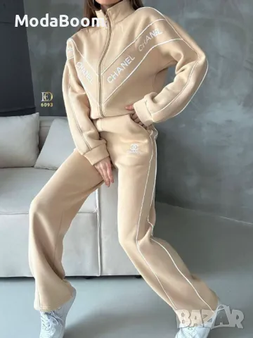 Ch🅰️nel дамски комплекти Два цвята , снимка 2 - Комплекти - 48452375