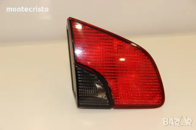 Десен вътрешен стоп Peugeot 406 комби (1995-2004г.) десен стоп заден капак 6351H6 Пежо 406