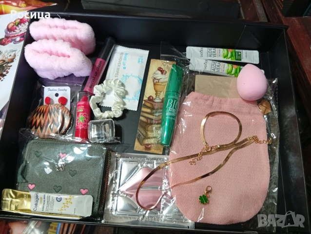 Комплект с козметични и не козметични продукти 