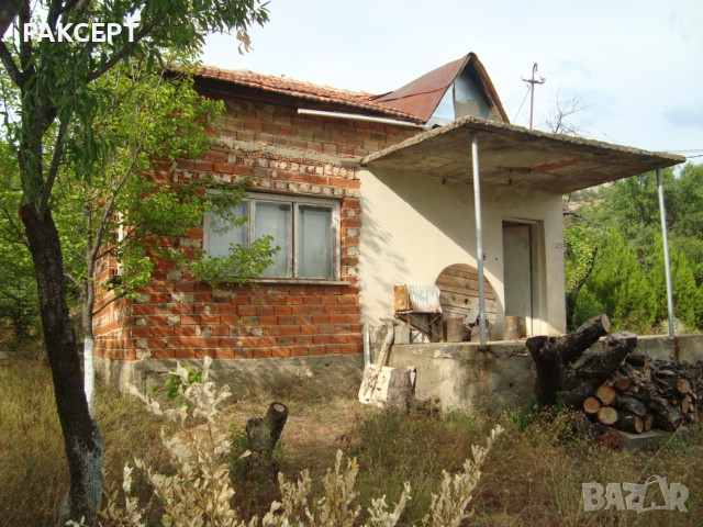 Вилен имот над старческия дом, снимка 1 - Вили - 43239143