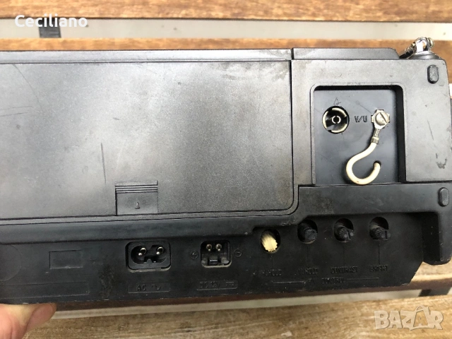 Продавам ретро телевизор с радио CROWN 5TV-524RA, произведен в Япония. , снимка 6 - Радиокасетофони, транзистори - 53384529