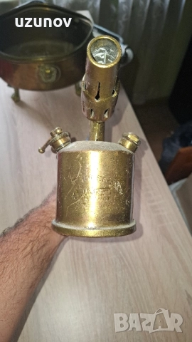стара медингова бензиново лампа, снимка 4 - Антикварни и старинни предмети - 52354490
