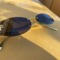Промо Слънчеви очила Fendi, снимка 1 - Слънчеви и диоптрични очила - 44779685
